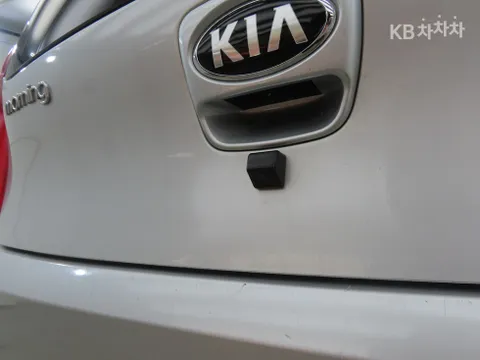 Kia Deluxe