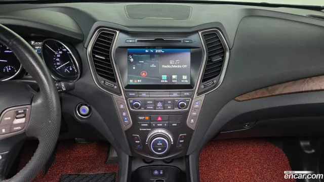 Hyundai Grand Santa Fe (Maxcruz)
