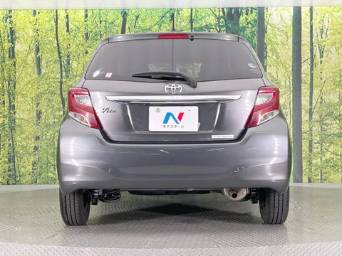 Toyota Yaris (Vitz)
