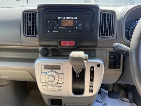 Nissan Clipper Rio