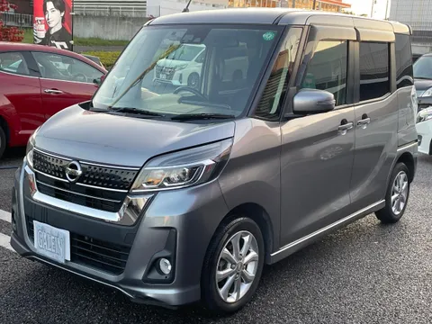 Nissan Dayz Roox