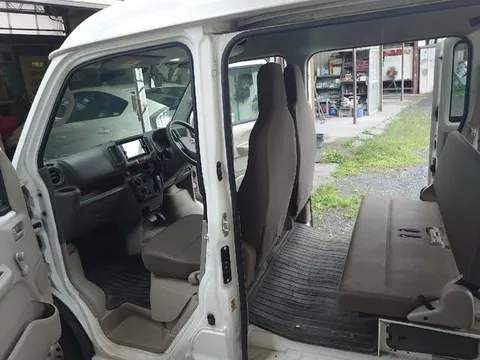 Nissan Clipper