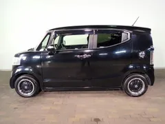 Honda N-BOX Slash