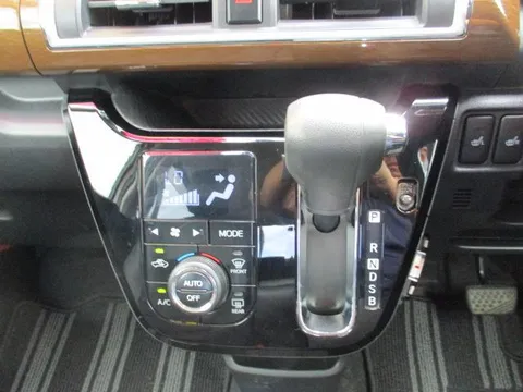 Toyota Pixis Joy