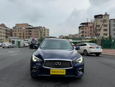 Infiniti Q50L