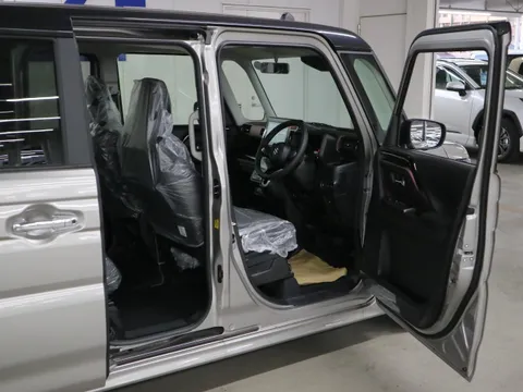 Suzuki Spacia Custom