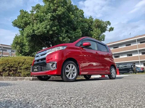 Mitsubishi eK Custom