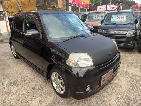 Daihatsu Esse