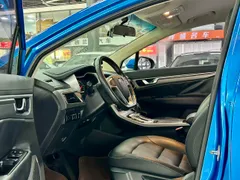 Geely Emgrand GS