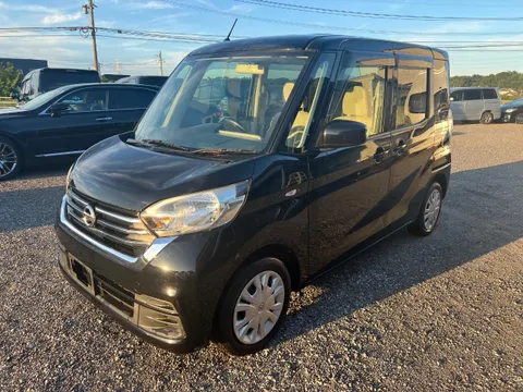 Nissan Dayz Roox