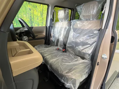 Mitsubishi Delica Mini