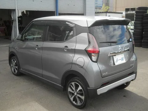 Mitsubishi eK X