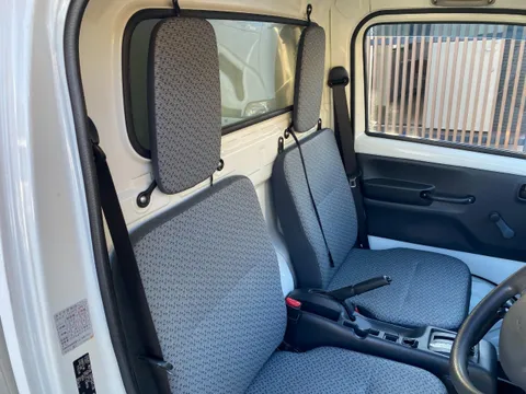 Nissan Clipper Truck