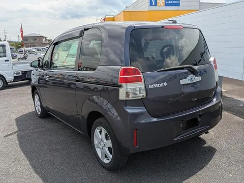 Toyota Spade