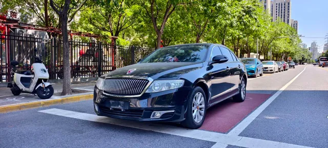 Hongqi H7