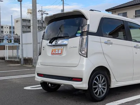 Honda N-WGN Custom