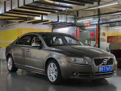 Volvo S80L