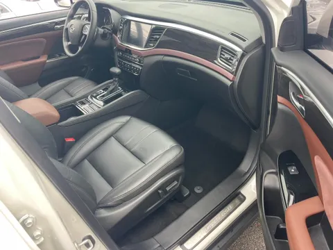 Gac GS8