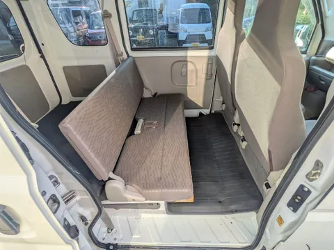 Nissan Clipper