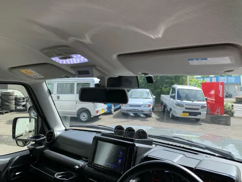 Suzuki Jimny Sierra