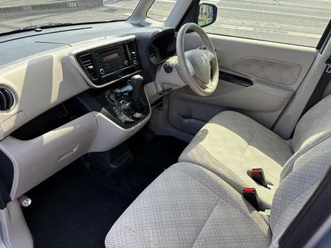 Mitsubishi eK Space