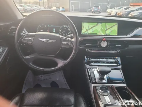 Genesis G90 (EQ900)