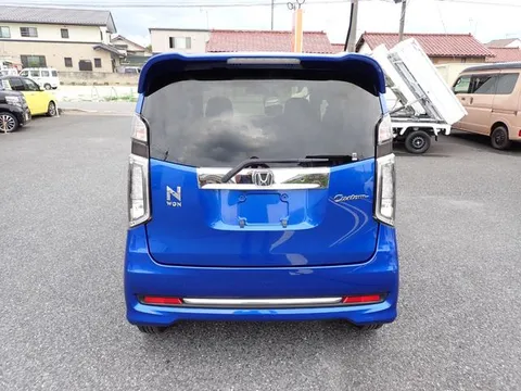 Honda N-WGN Custom