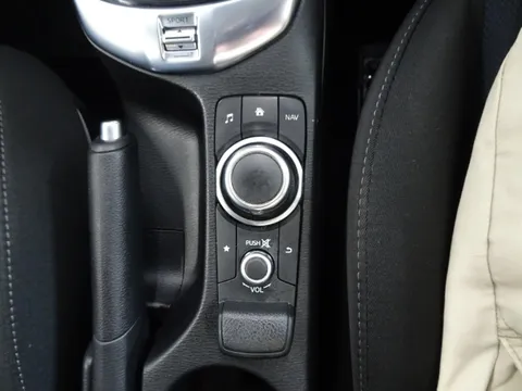 Mazda Mazda2 (Demio)