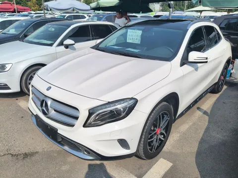 Mercedes-Benz Mercedes-Benz GLA