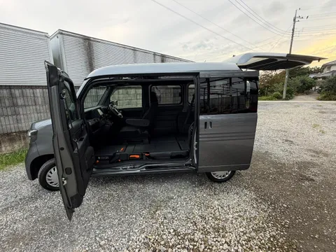 Honda N-VAN Plus Style