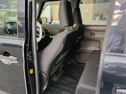 Suzuki Spacia Gear