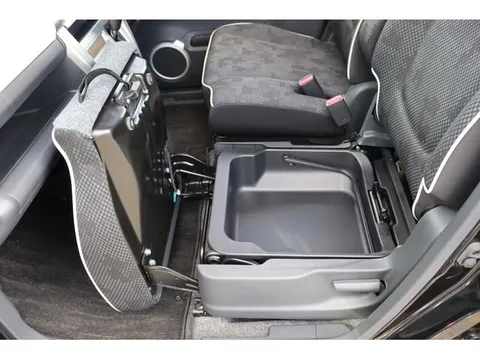 Mazda Flair Crossover