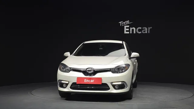 Renault SM3