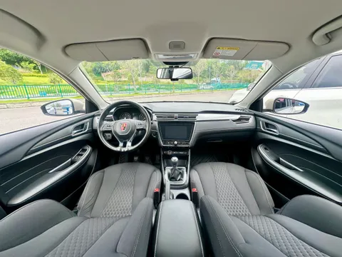Roewe i5