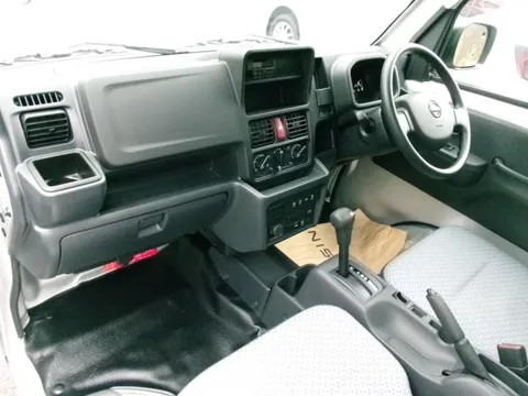 Nissan Clipper Truck