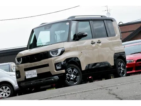 Mitsubishi Delica Mini