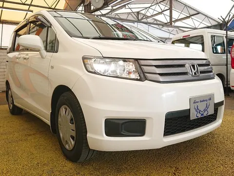 Honda Freed Spike