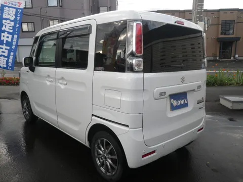 Suzuki Spacia