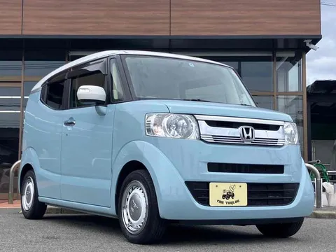 Honda N-BOX Slash
