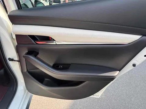 Mazda MAZDA3 Fastback