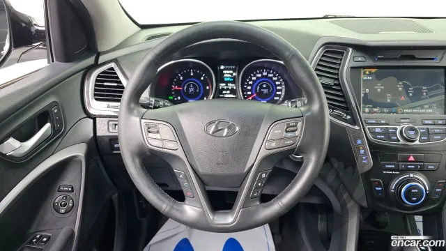 Hyundai Grand Santa Fe (Maxcruz)