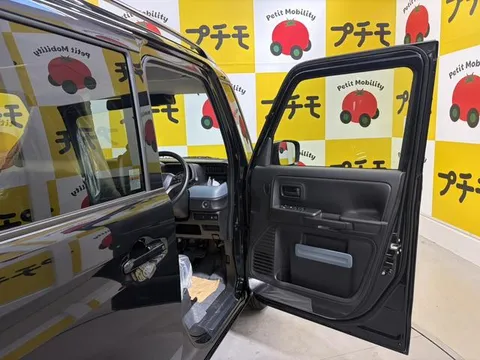 Suzuki Spacia Base