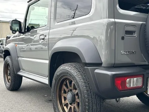 Suzuki Jimny Sierra