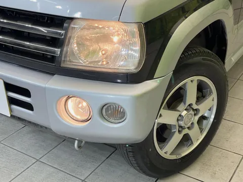 Mitsubishi Pajero Mini