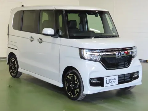 Honda N-BOX Custom