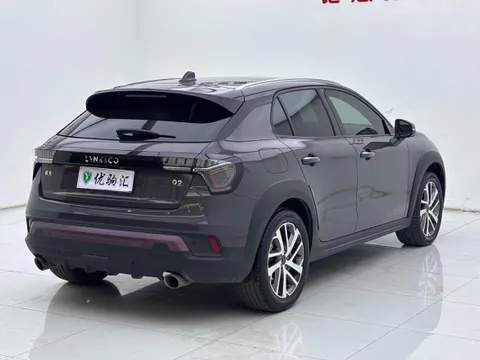 Lynk & Co Lynk & Co 02