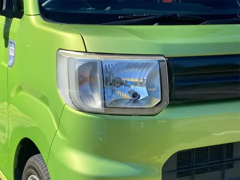 Toyota Pixis Mega
