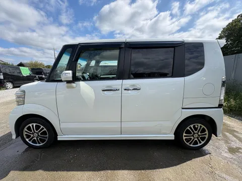 Honda N-BOX Plus Custom