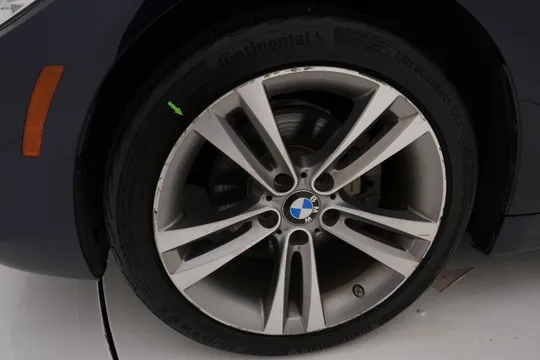 BMW BMW