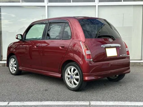Daihatsu Mira Gino